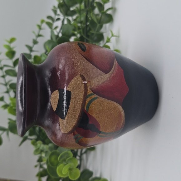 Handcrafted in Peru Signed by Artist Small Pottery Vase 1960s 1970s - Picture 7 of 11